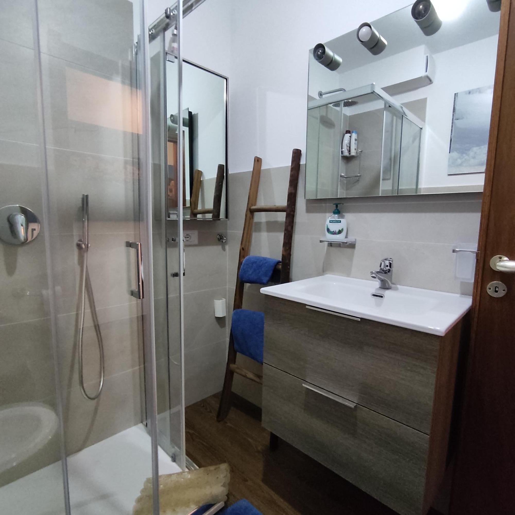 ססטריארה New Condominio Royal מראה חיצוני תמונה
